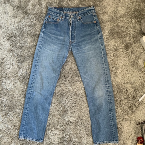 ! SOLD ! The perfect pair of 501 vintage Levi’s - Picture 3 of 4